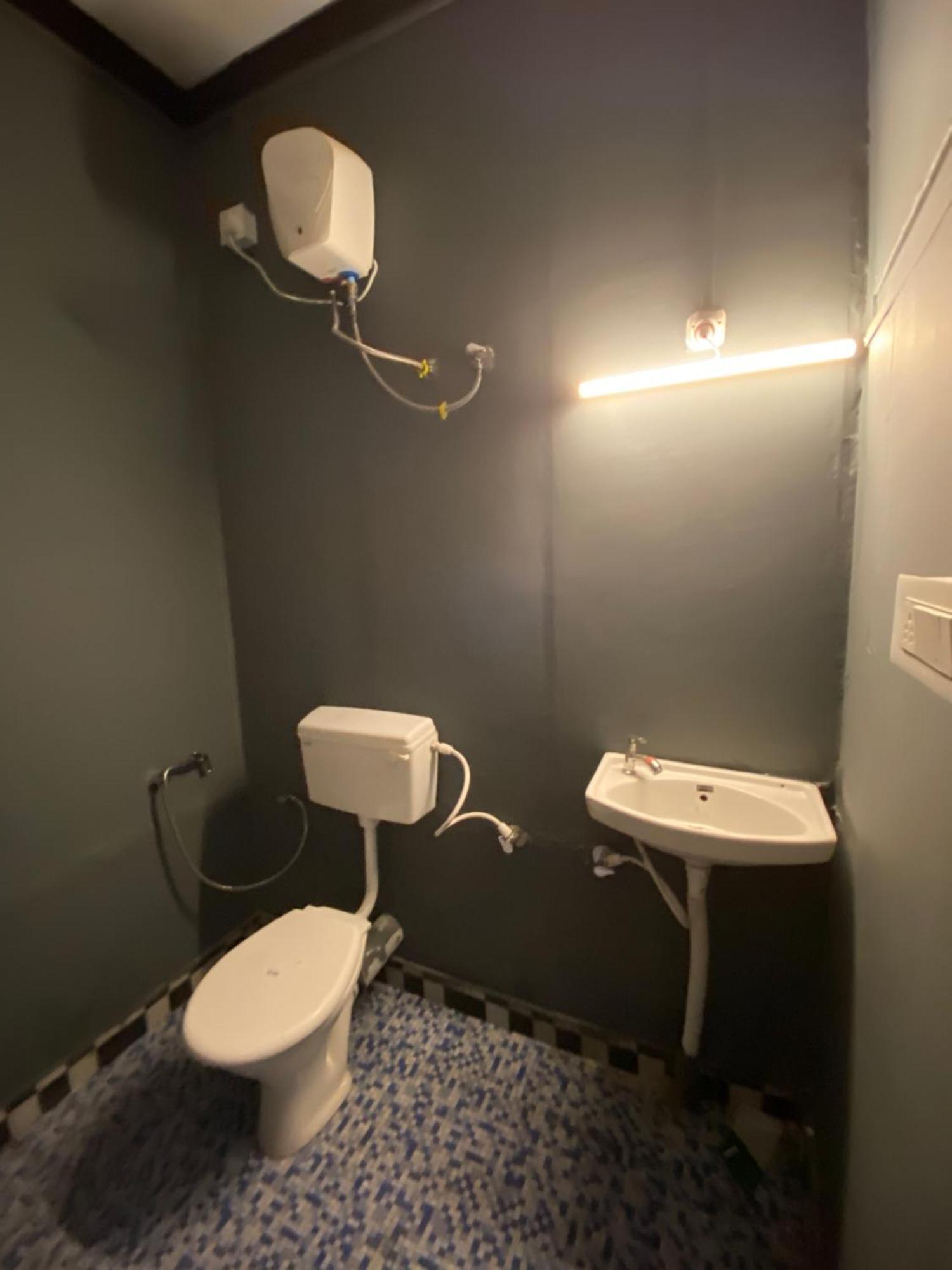 Bibhitaki Hostels Palolem Beach エクステリア 写真